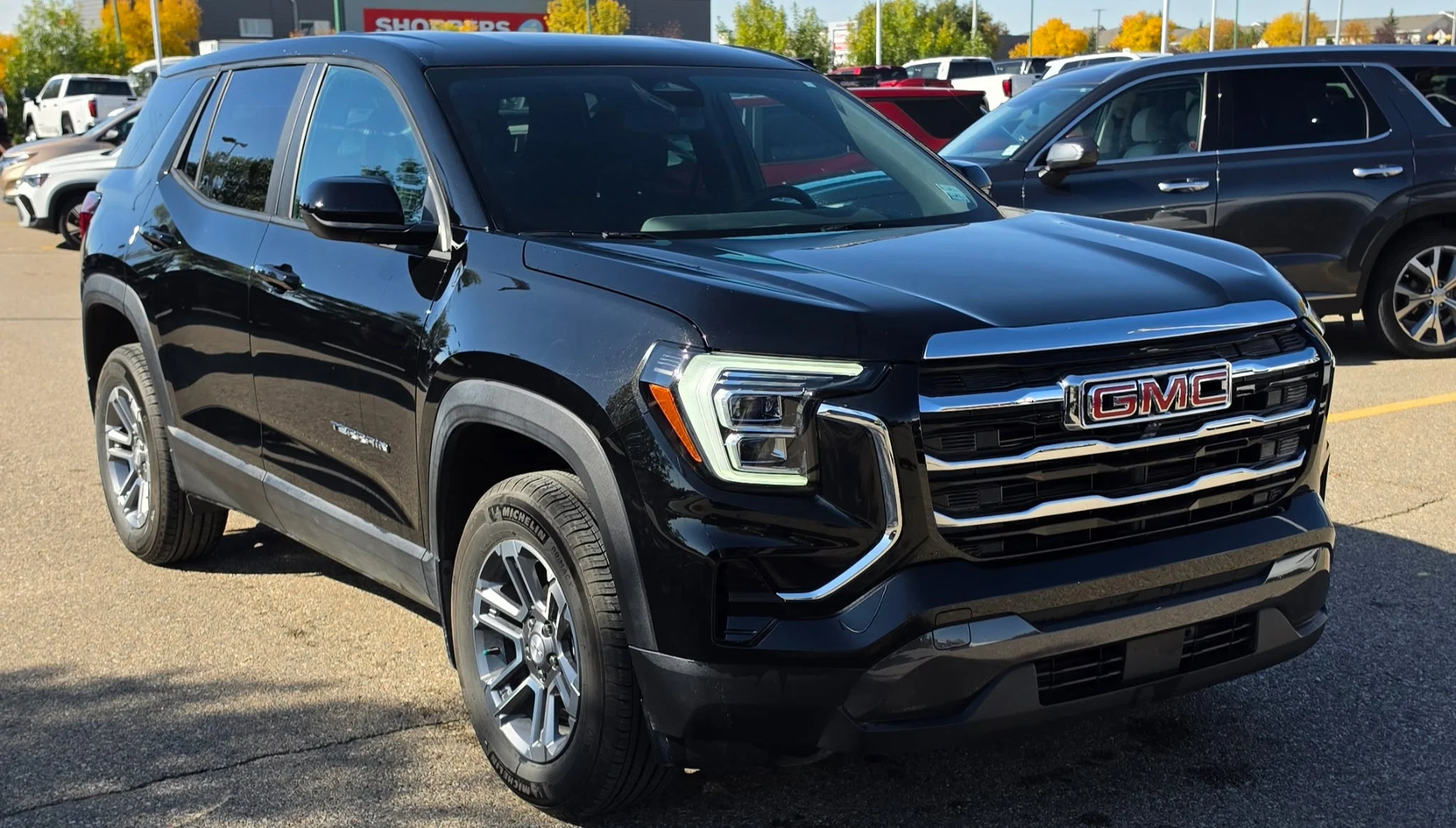 Used 2026 Ebony GMC AWD Elevation image 7