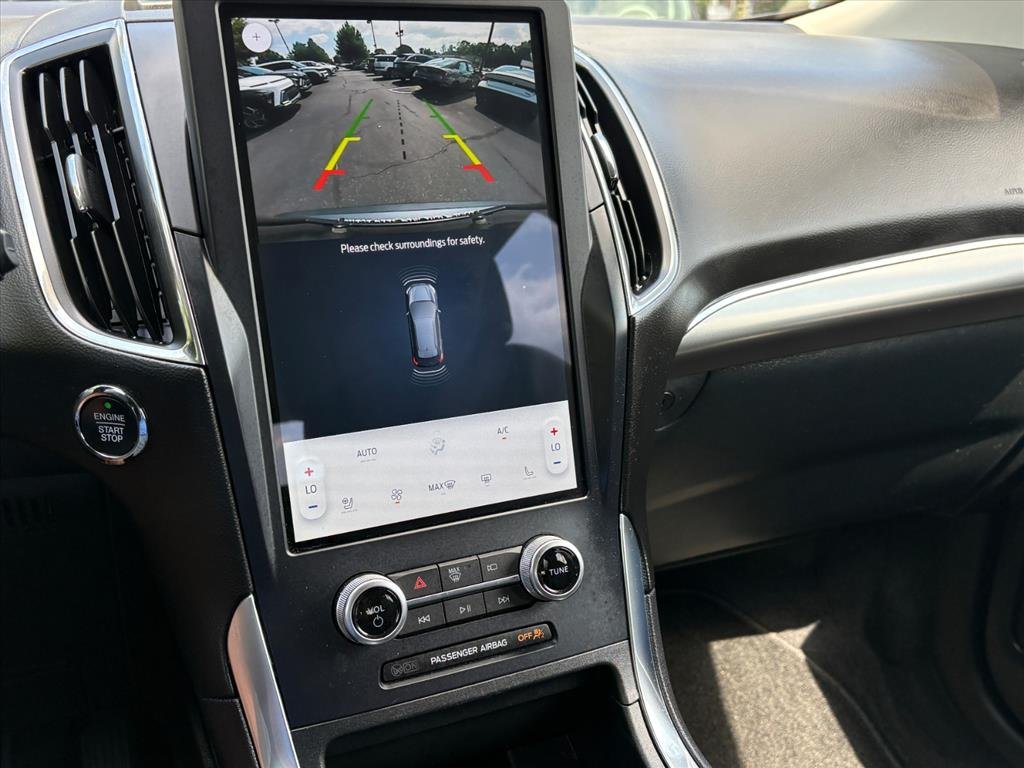 2024 Ford Edge Titanium - Photo 8