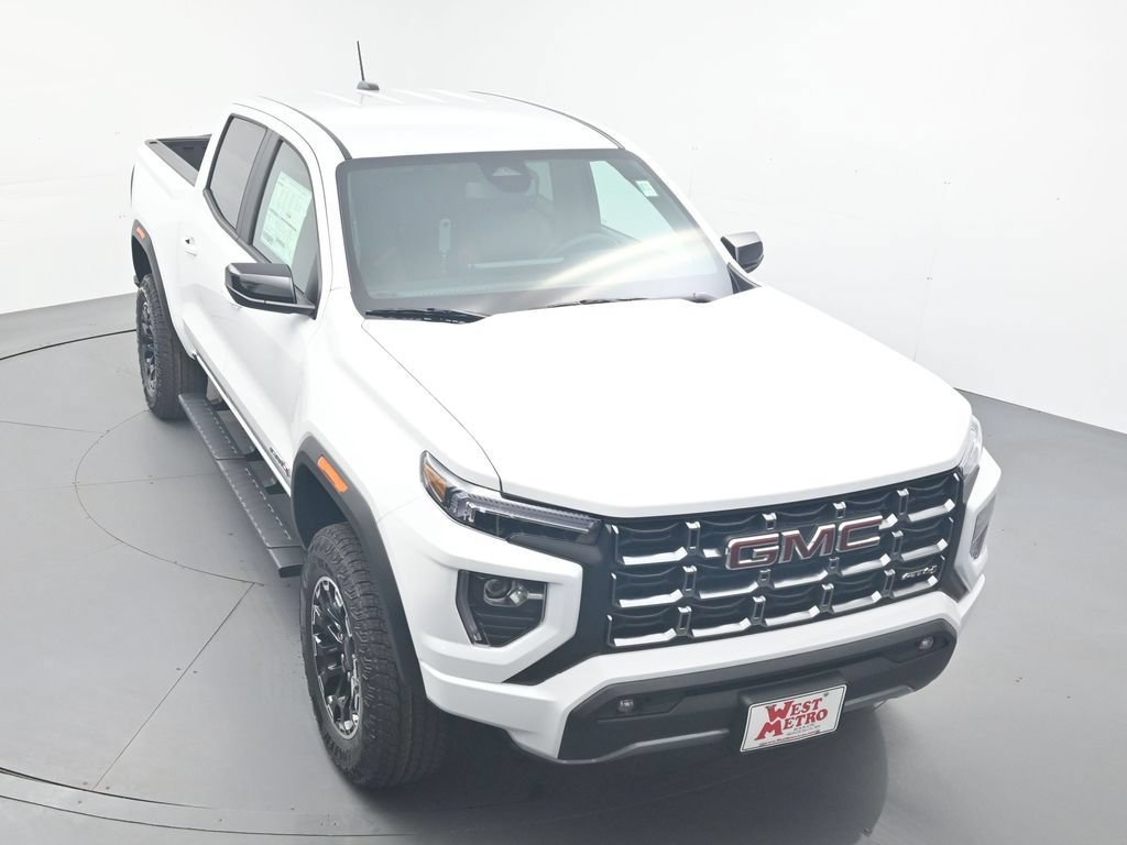 2026 GMC Canyon AT4 - Photo 6