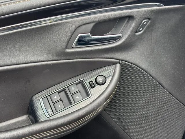 Used 2016 Heather Gray Metallic Chevrolet  image 17