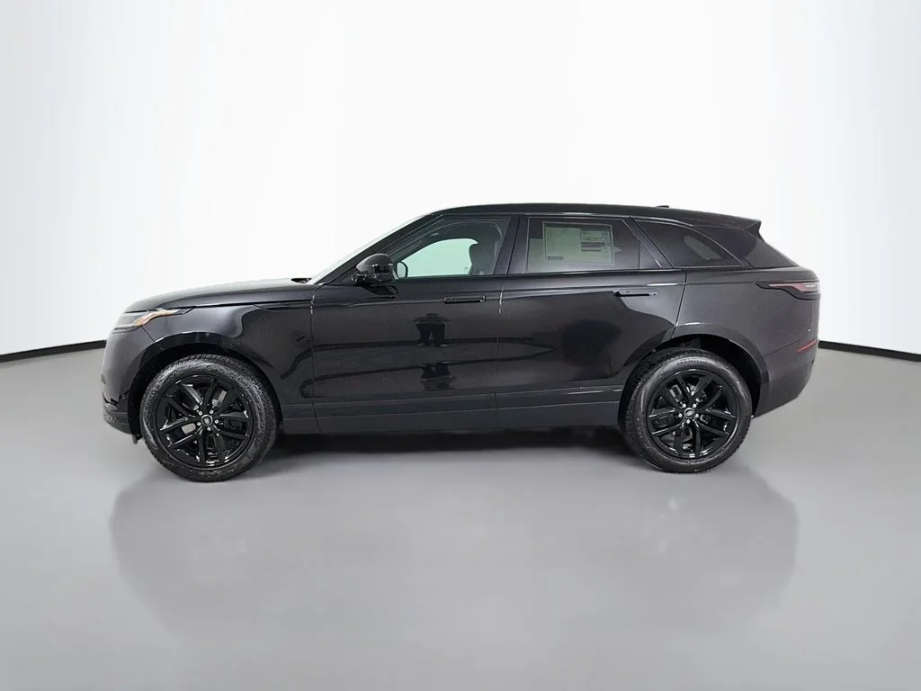 New 2026 Santorini Black Land Rover S image 8