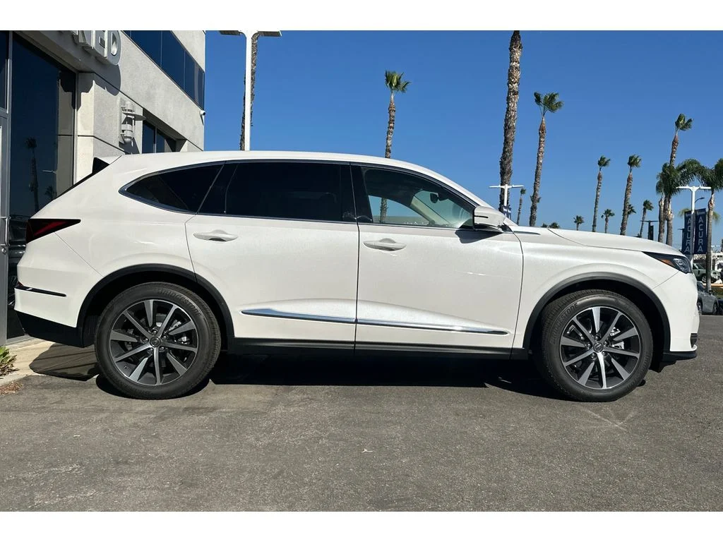 New 2026 Platinum White Pearl Acura w/Technology Package image 3