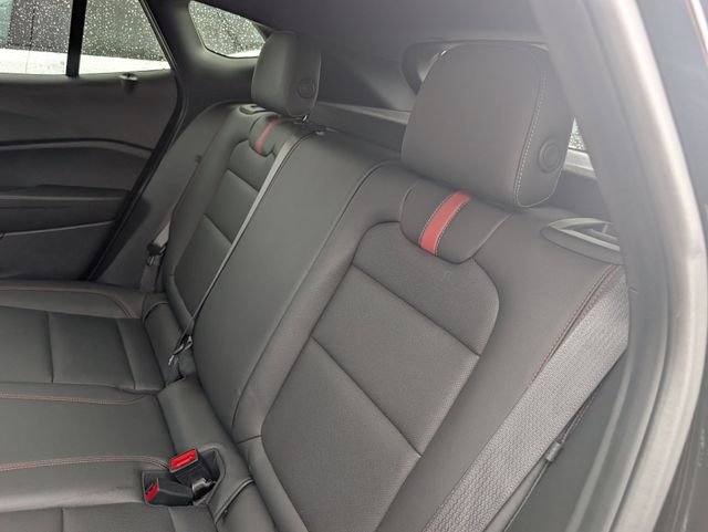 Used 2025 Black Chevrolet 2RS image 27