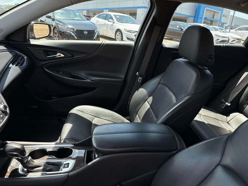 2024 Chevrolet Malibu 2LT - Photo 30