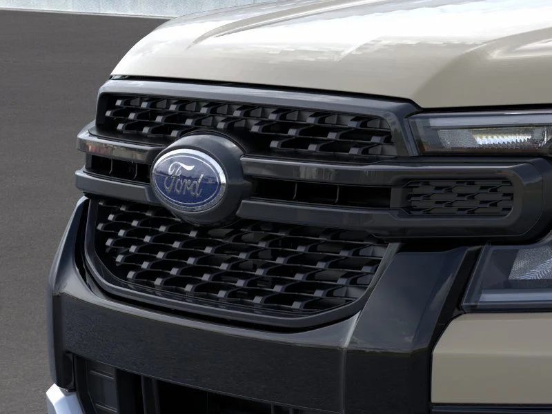 New 2025 Desert Sand Ford XLT image 39