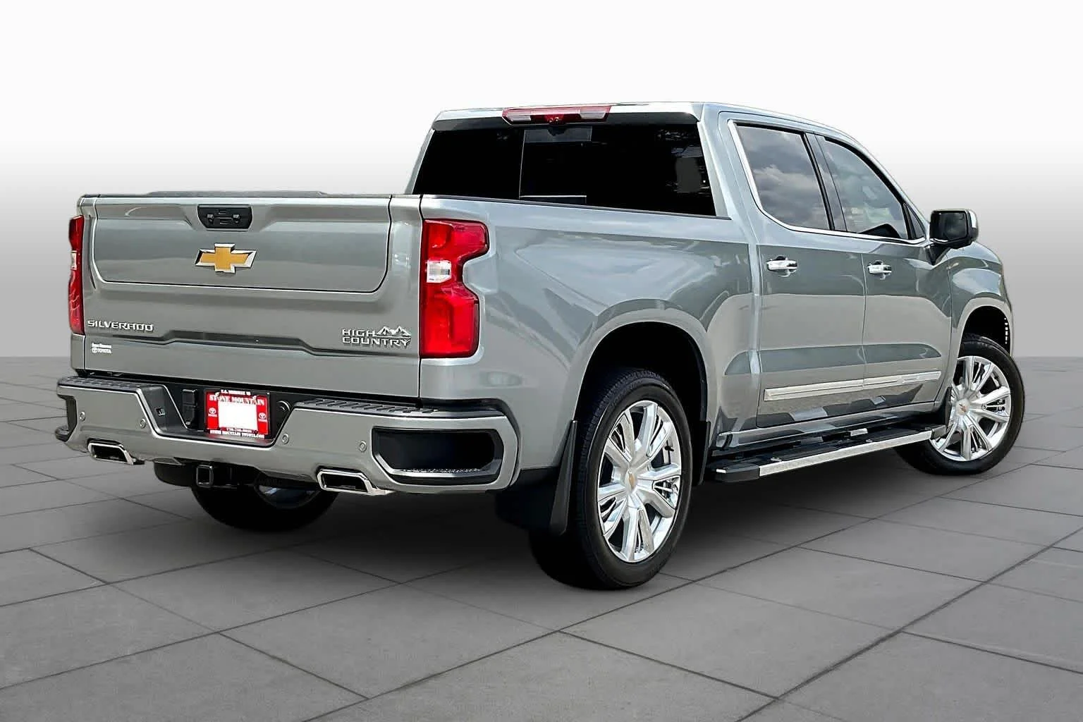 Used 2026 Sterling Gray Metallic Chevrolet High Country image 25