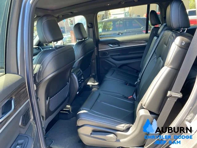 New 2026 Baltic Gray Metallic Clearcoat Jeep Limited image 27