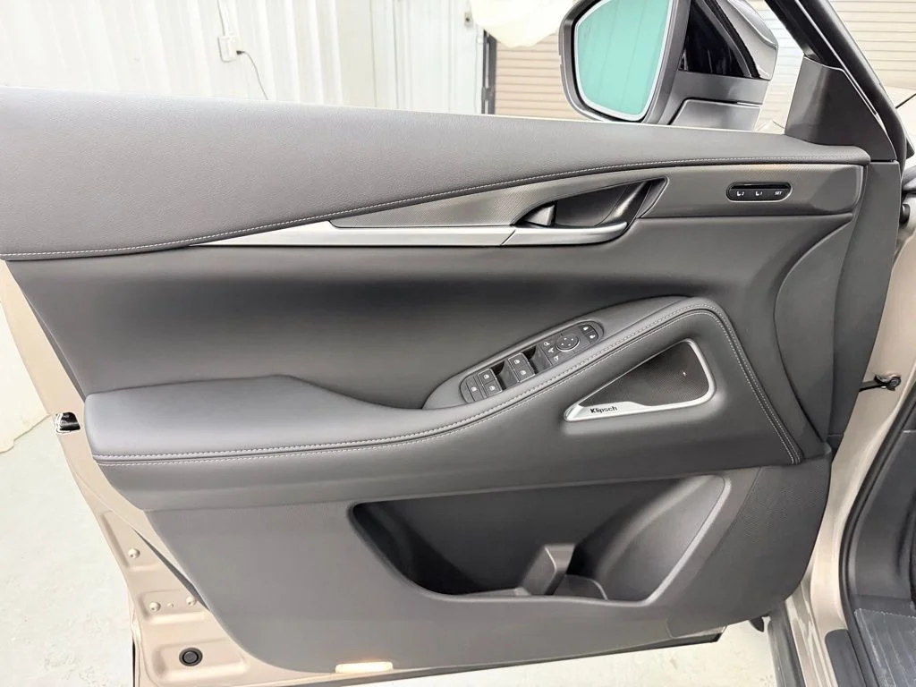 New 2026 WARM TITANIUM INFINITI Luxe FWD image 10