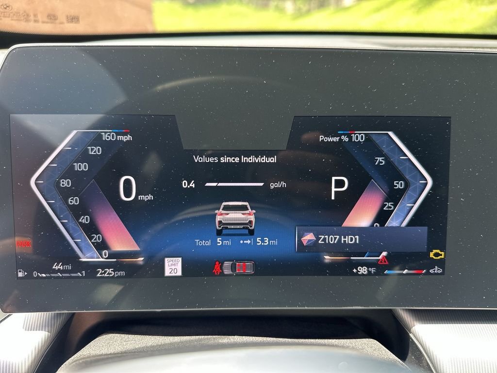 Used 2025 Silver BMW xDrive28i image 19