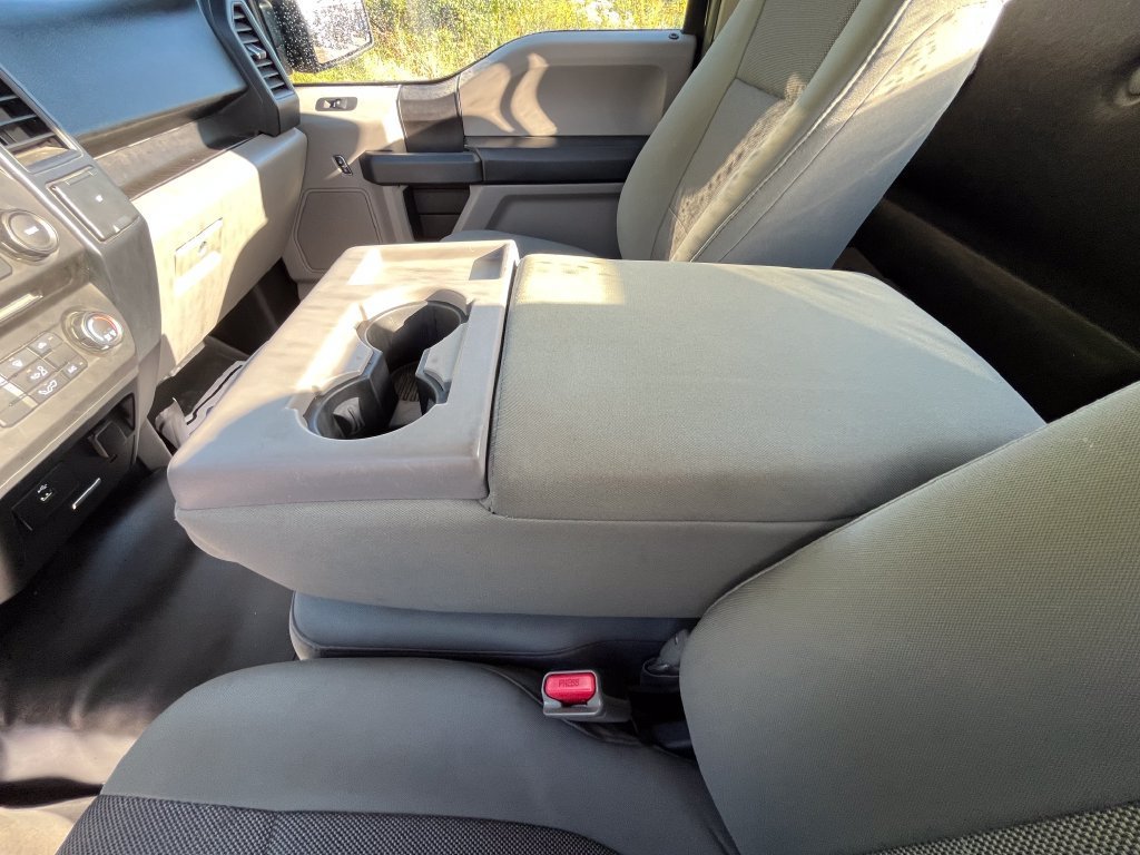 Used 2016 Black Ford XL image 10