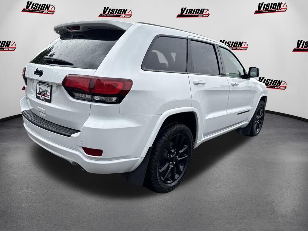 Used 2021 White Jeep Laredo X image 5