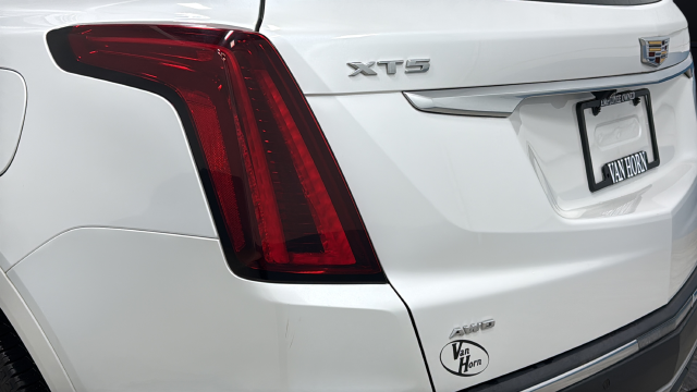 Used 2020 White Cadillac Premium Luxury image 40