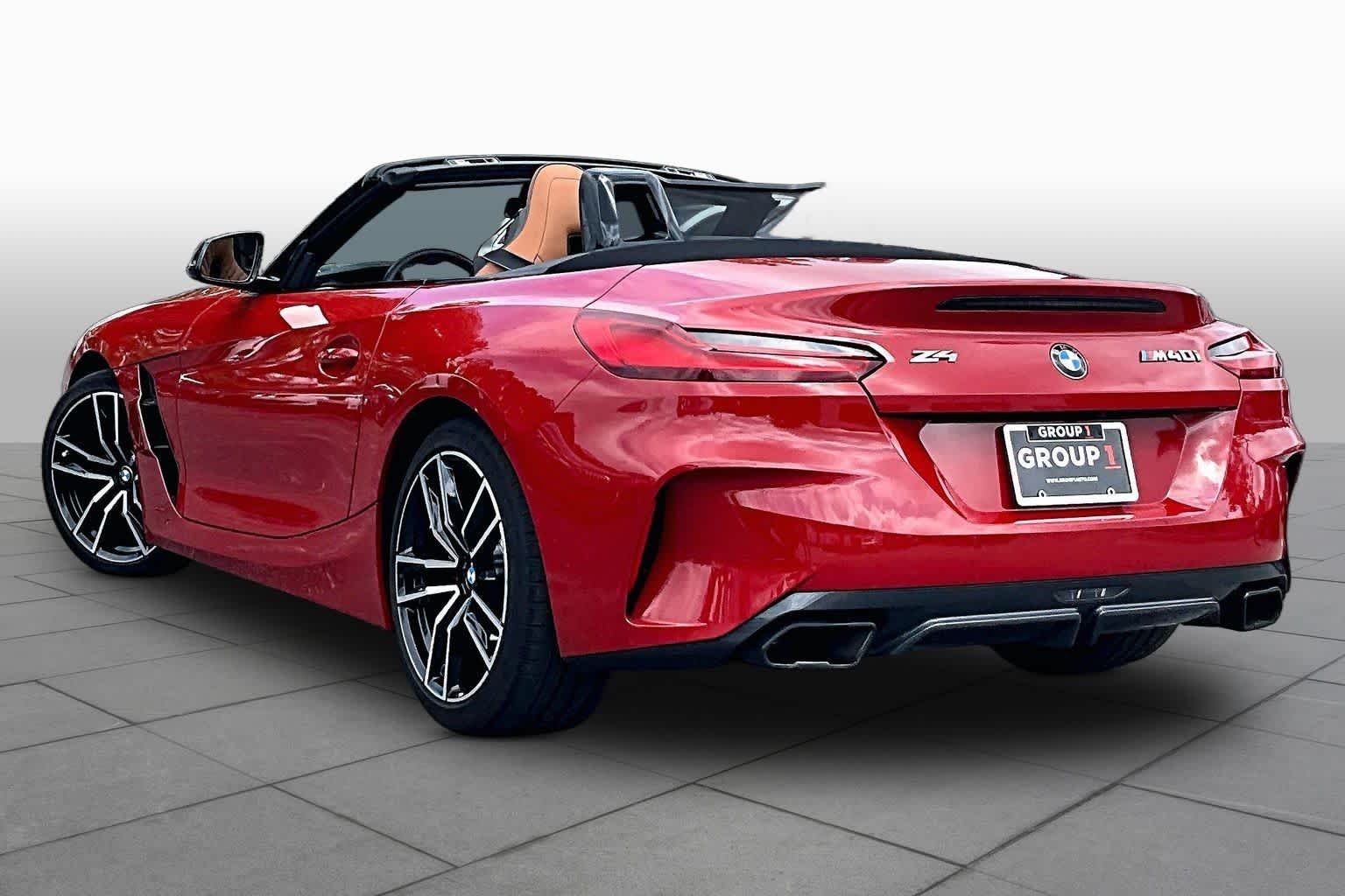 Used 2021 San Francisco Red Metallic BMW sDriveM40i image 12