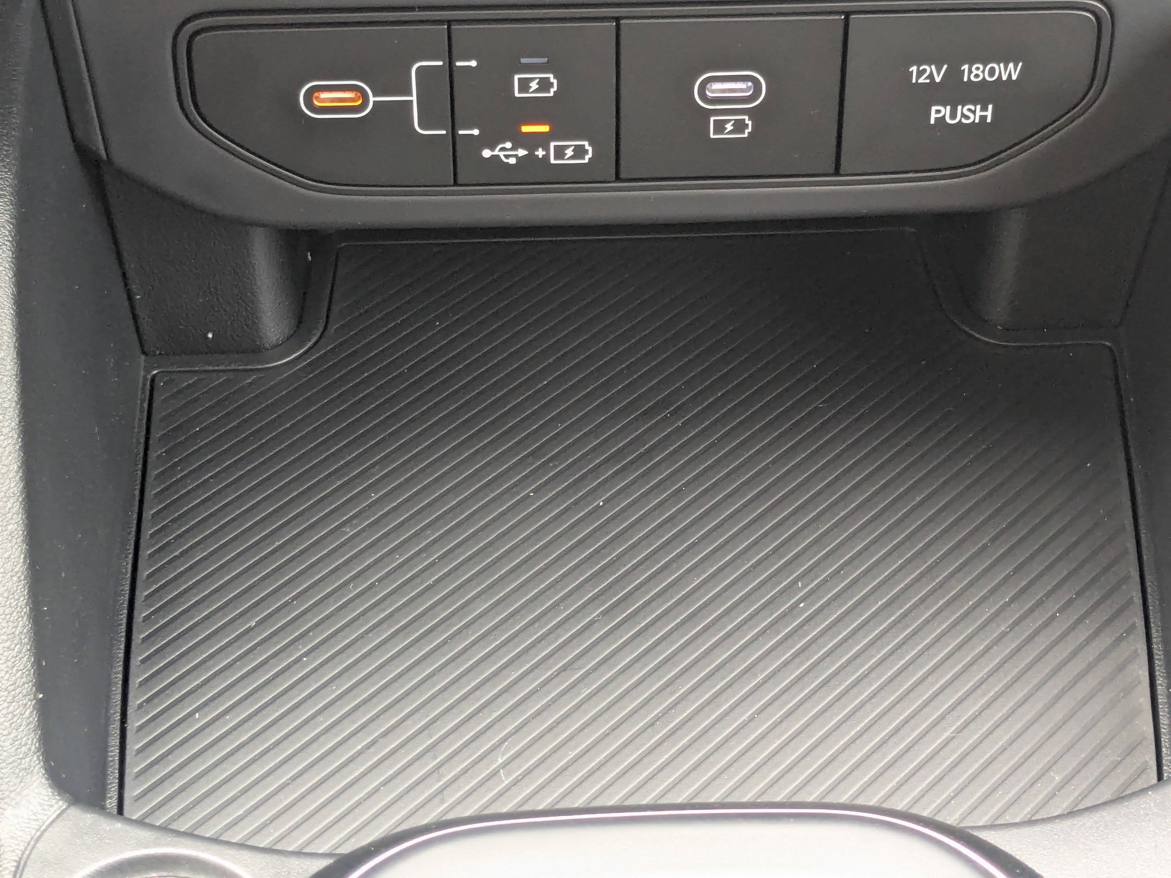 New 2026 Snow White Pearl Kia LX image 23