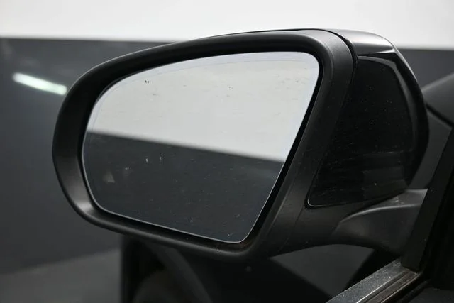 Used 2025 Black Mercedes-Benz GLA 250 image 5