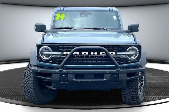 Used 2024 Ford Bronco 4-Door Wildtrak with VIN 1FMEE2BP7RLA91482 for sale in Kansas City