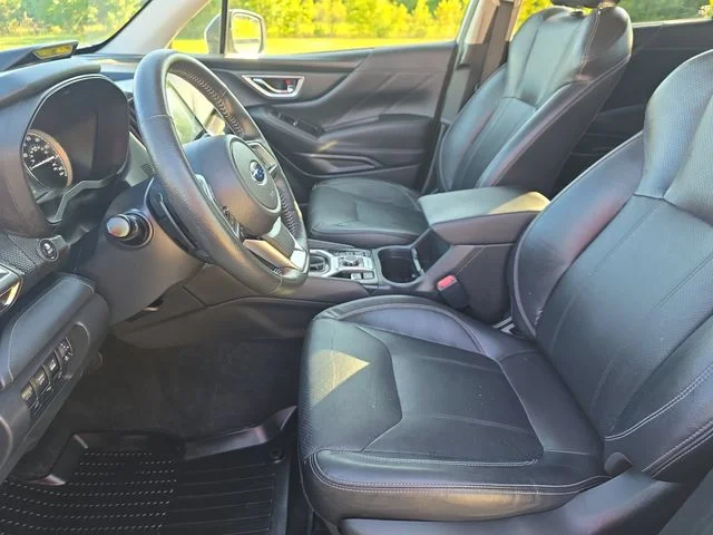 Used 2019 Silver Subaru Touring image 16