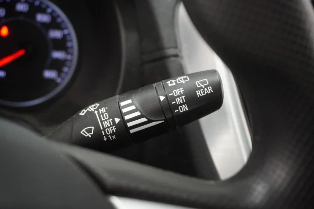 Used 2024  GMC SLE image 18