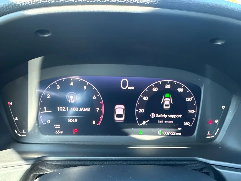 Used 2025 White Honda LX image 21