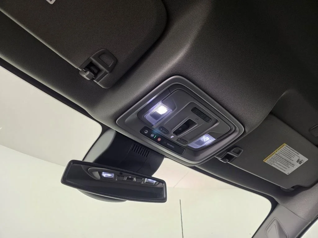 New 2025 Summit White GMC SLT image 58