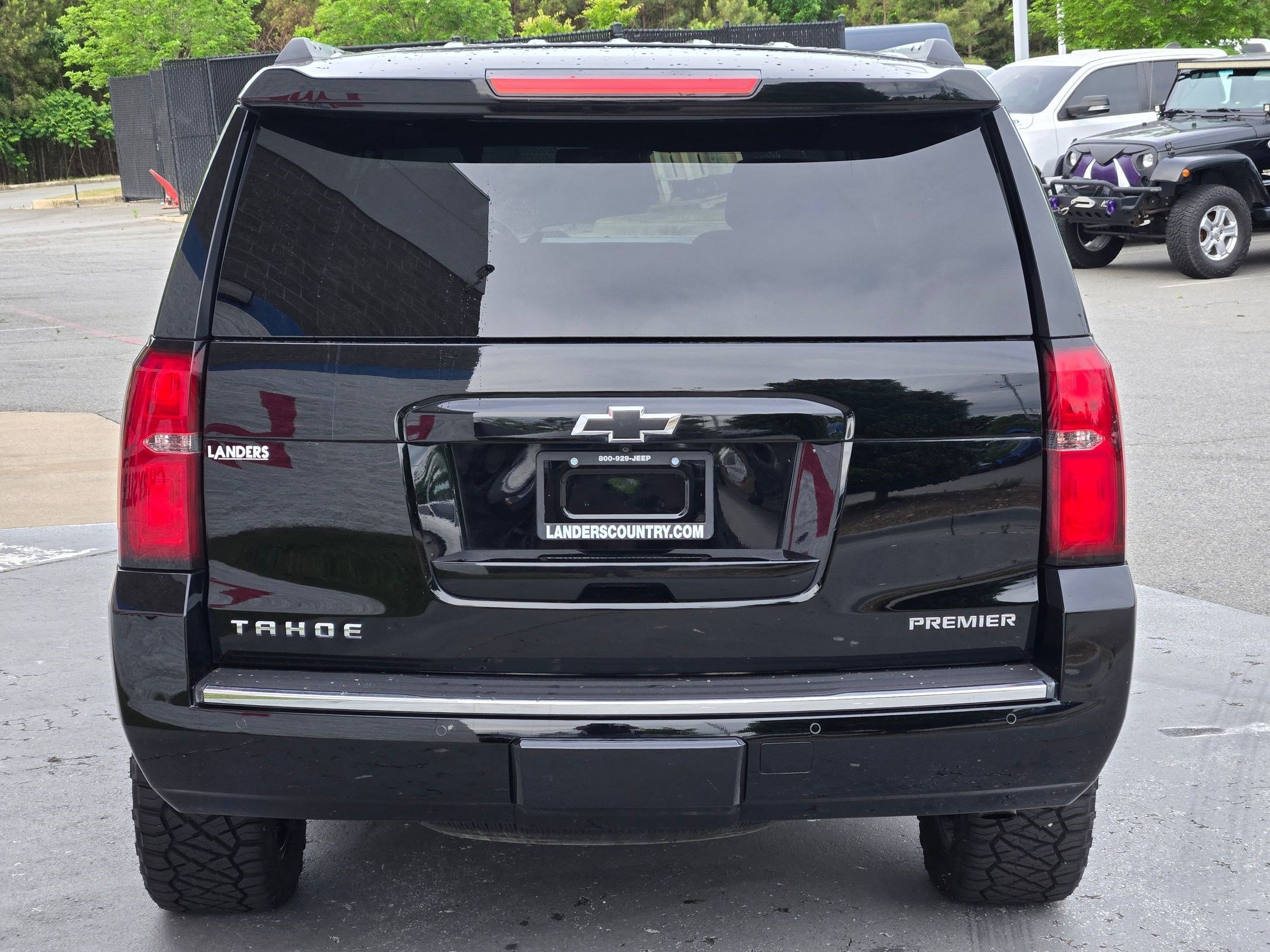 Used 2019 Black Chevrolet Premier image 6