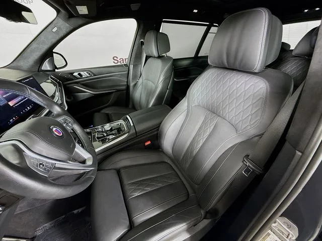 Used 2024 Gray BMW ALPINA XB7 image 22