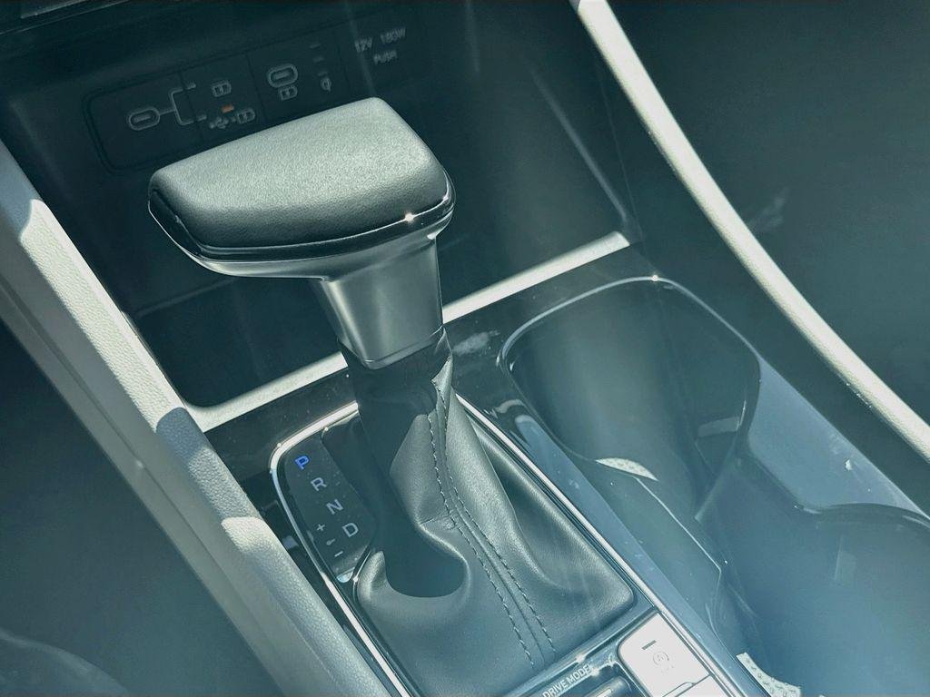 New 2026 Shimmering Silver Hyundai SEL Premium FWD image 13