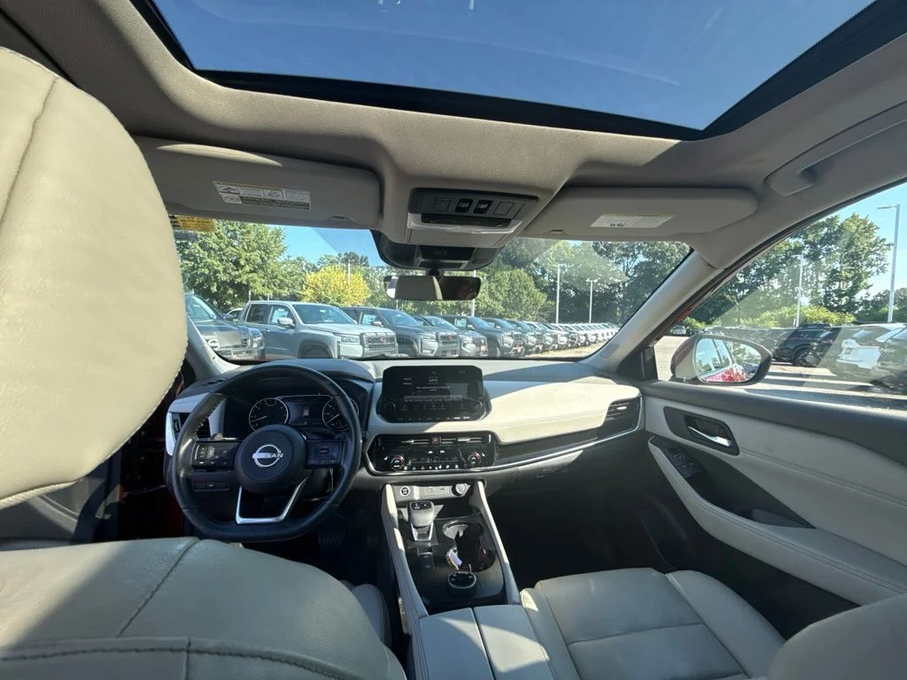 Used 2023 Red Nissan SL image 16