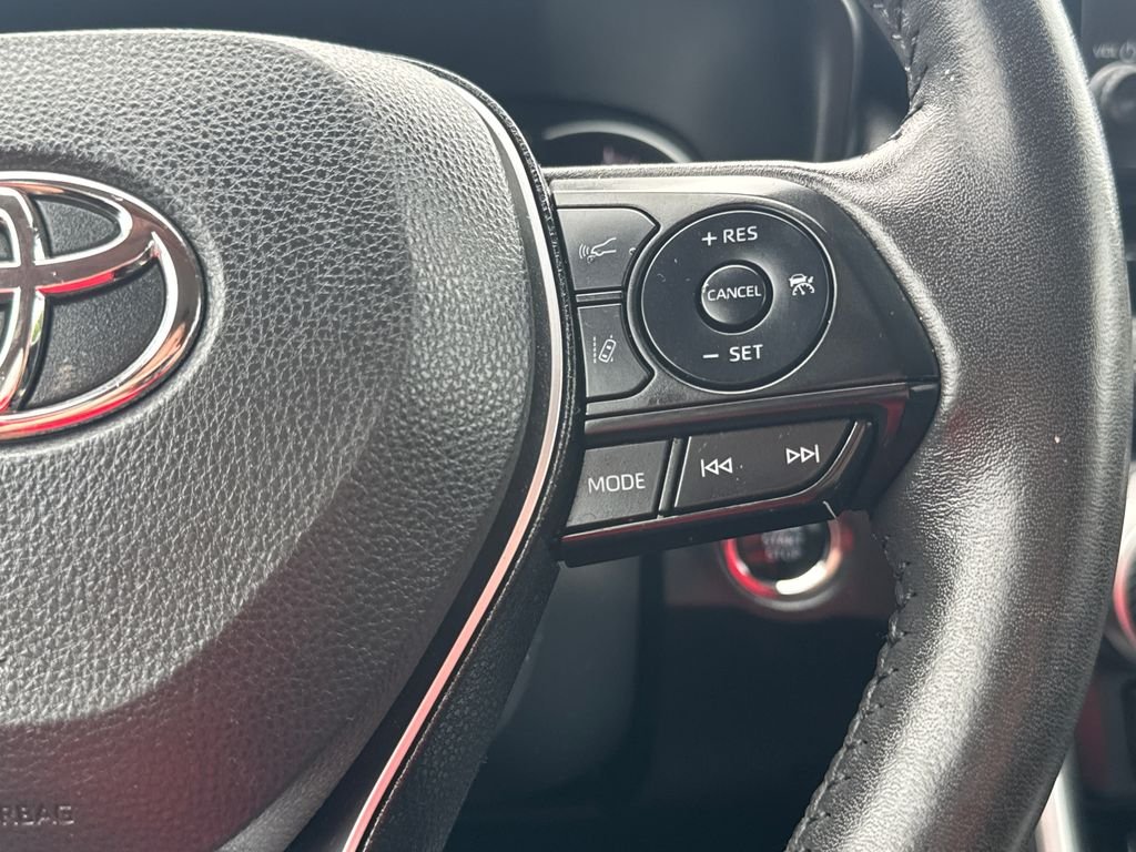 Certified Used 2025 Silver Toyota XLE image 21