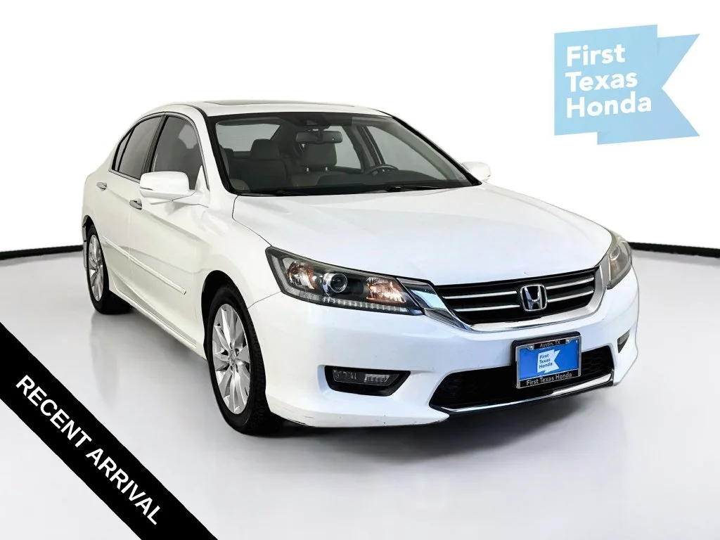 Used 2015 White Honda EX-L image 1