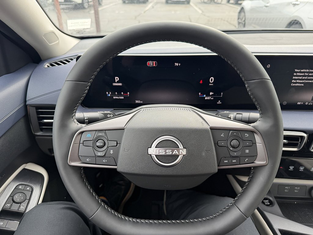 Used 2026 Super Black Nissan SL image 117