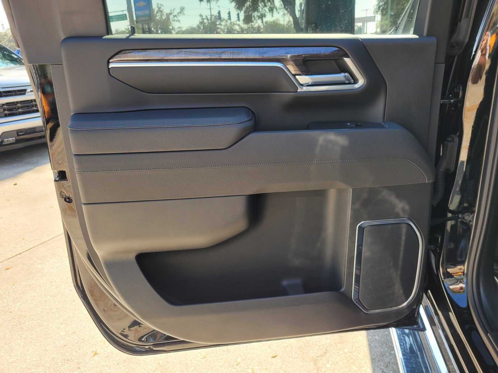 2025 Chevrolet Silverado 2500 HD LTZ - Photo 25