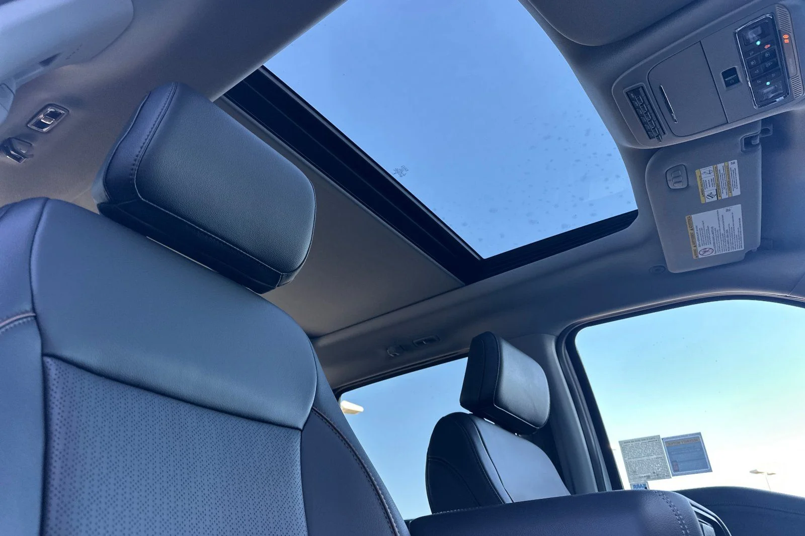2026 Ford F-350 Super Duty Lariat - Photo 15