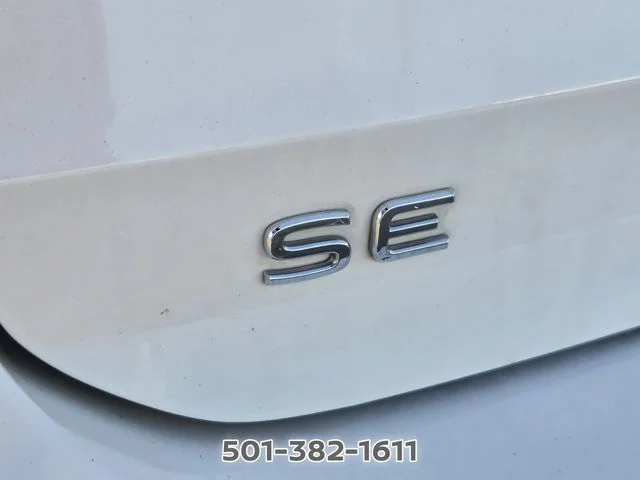 Used 2023 White Volkswagen 1.5T SE image 14
