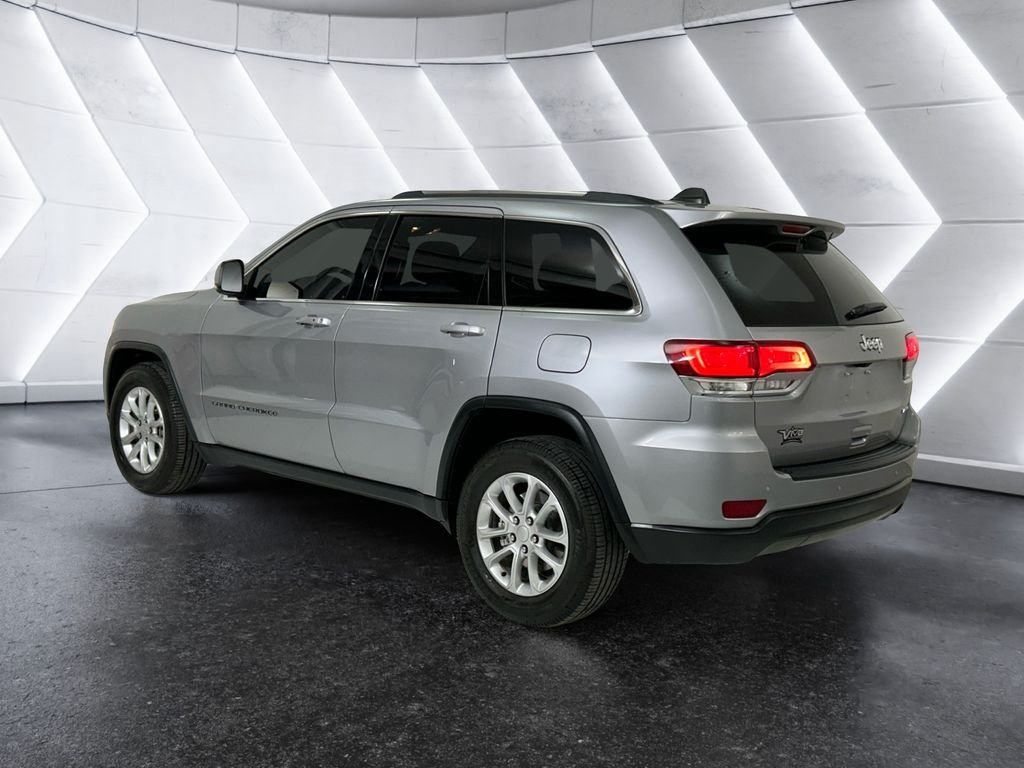 Used 2021 Silver Jeep Laredo E image 6