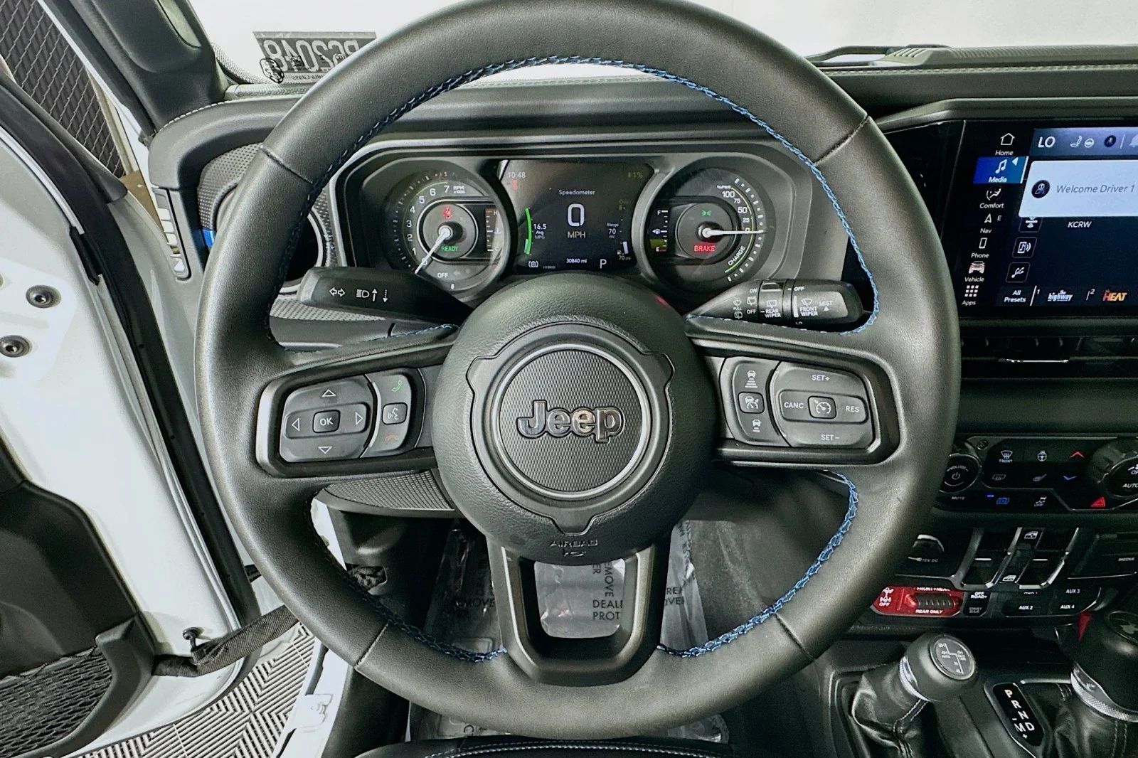 Used 2024 Bright White Clearcoat Jeep Rubicon X image 19