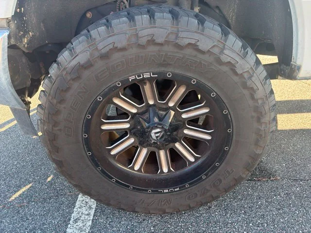 Used 2019 White Ford XLT image 9
