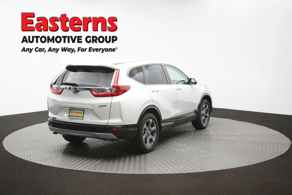 Used 2018 White Honda EX image 39