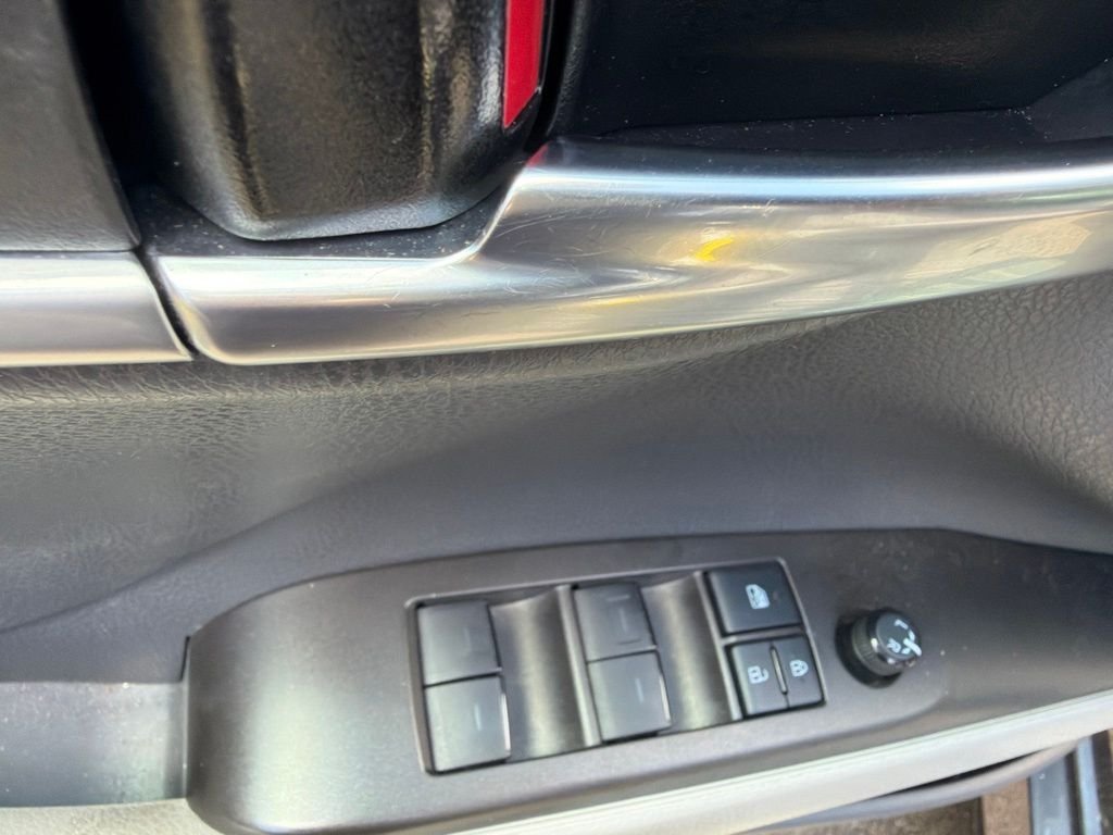 Used 2021 Midnight Black Metallic Toyota LE image 12