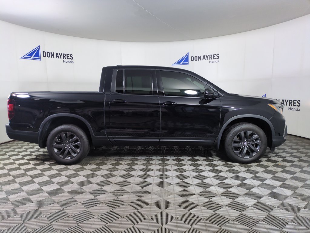 2023 Honda Ridgeline Sport - Photo 10
