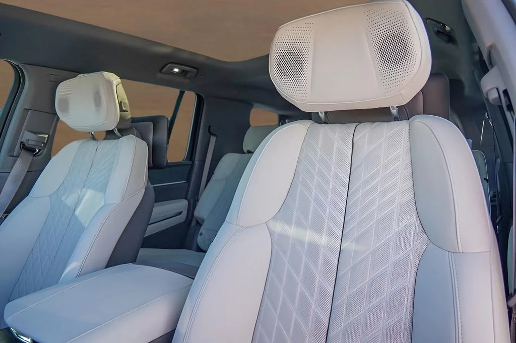 2026 Cadillac Escalade IQL Sport - Photo 9