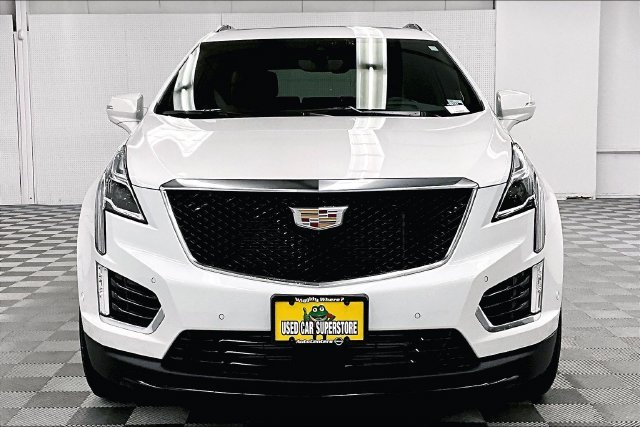 Used 2025 Crystal White Tricoat Cadillac Sport image 4