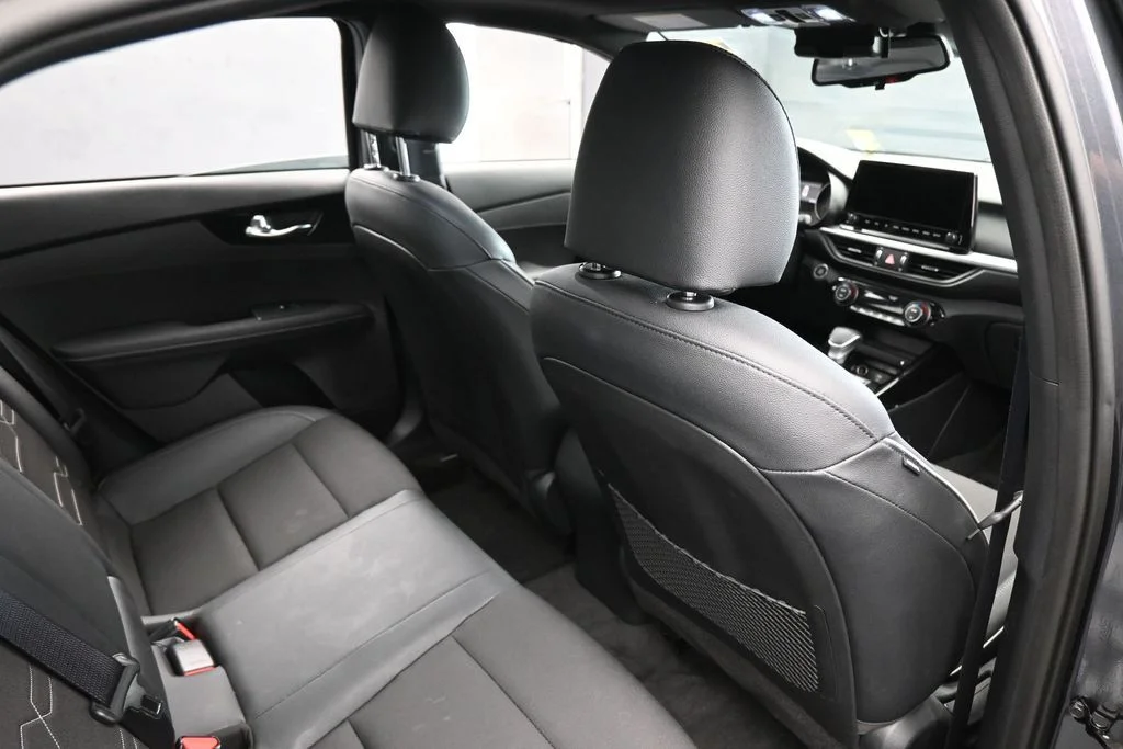Used 2024 Gravity Gray Kia GT-Line image 43