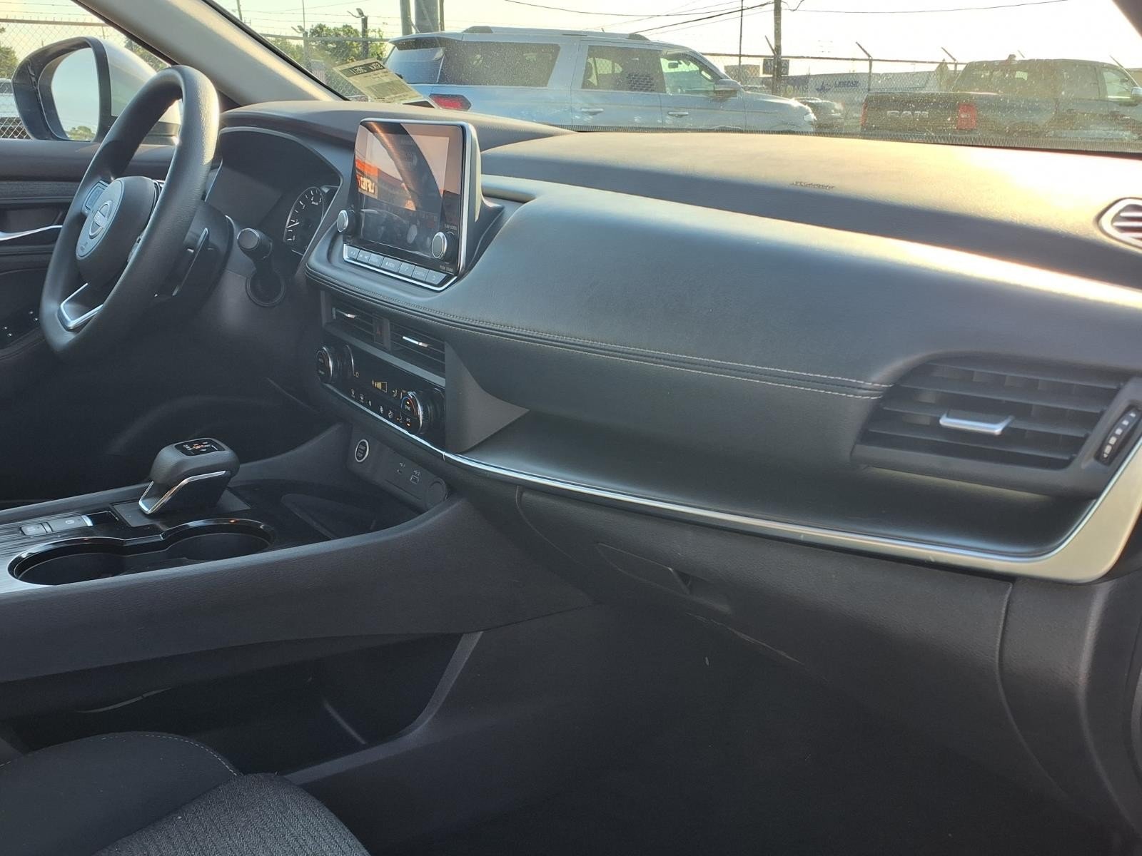 2023 Nissan Rogue SV Silver at Robbins Nissan