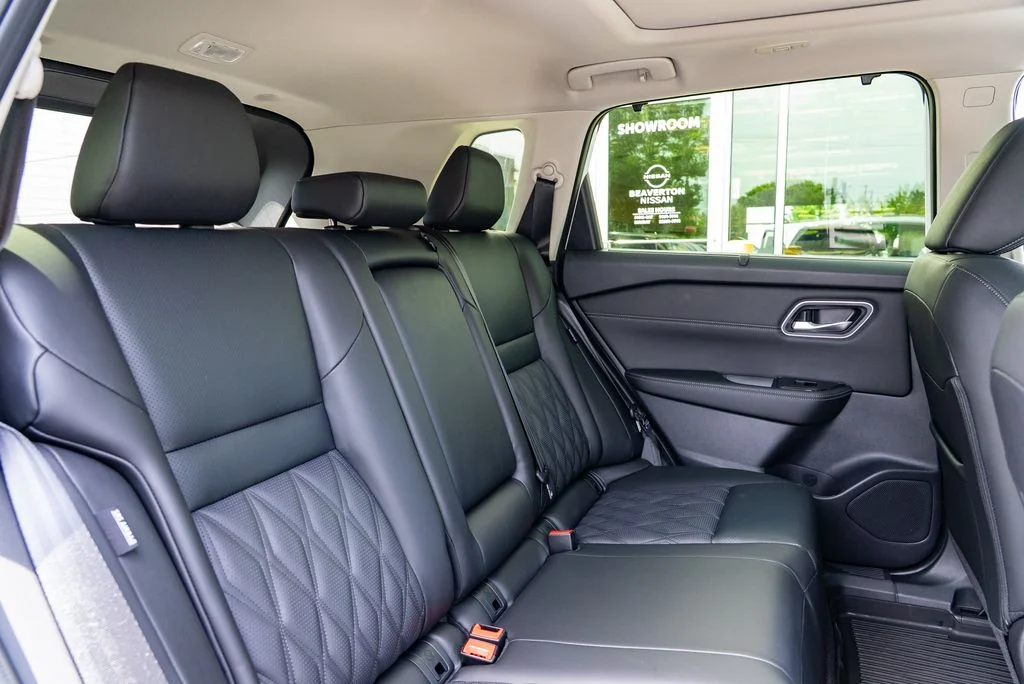 New 2026 Everest White Pearl TriCoat Nissan Platinum image 26