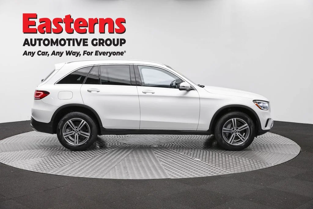 Used 2020 White Mercedes-Benz GLC 300 image 4