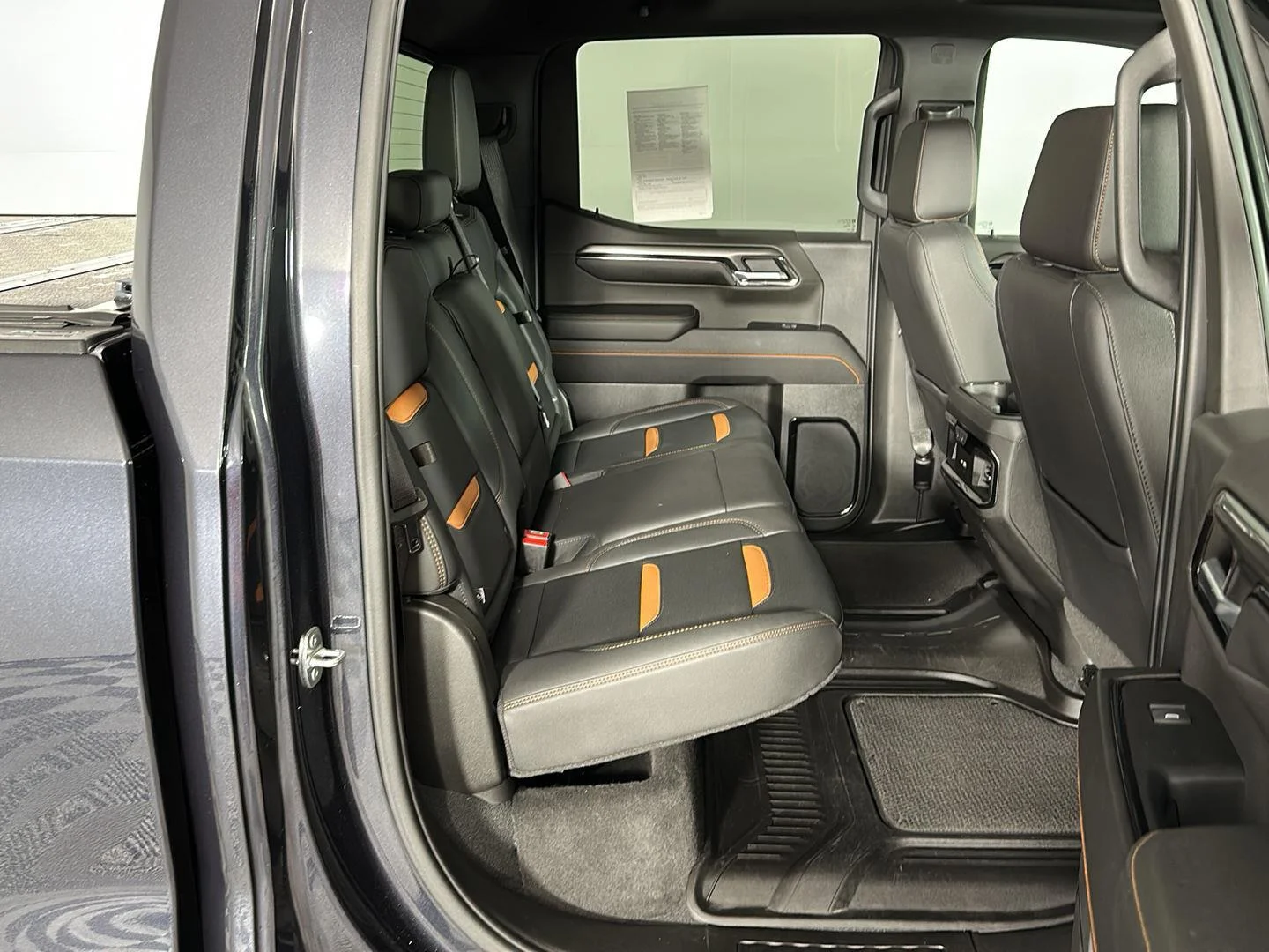 Used 2023 Titanium Rush Metallic GMC AT4 image 32