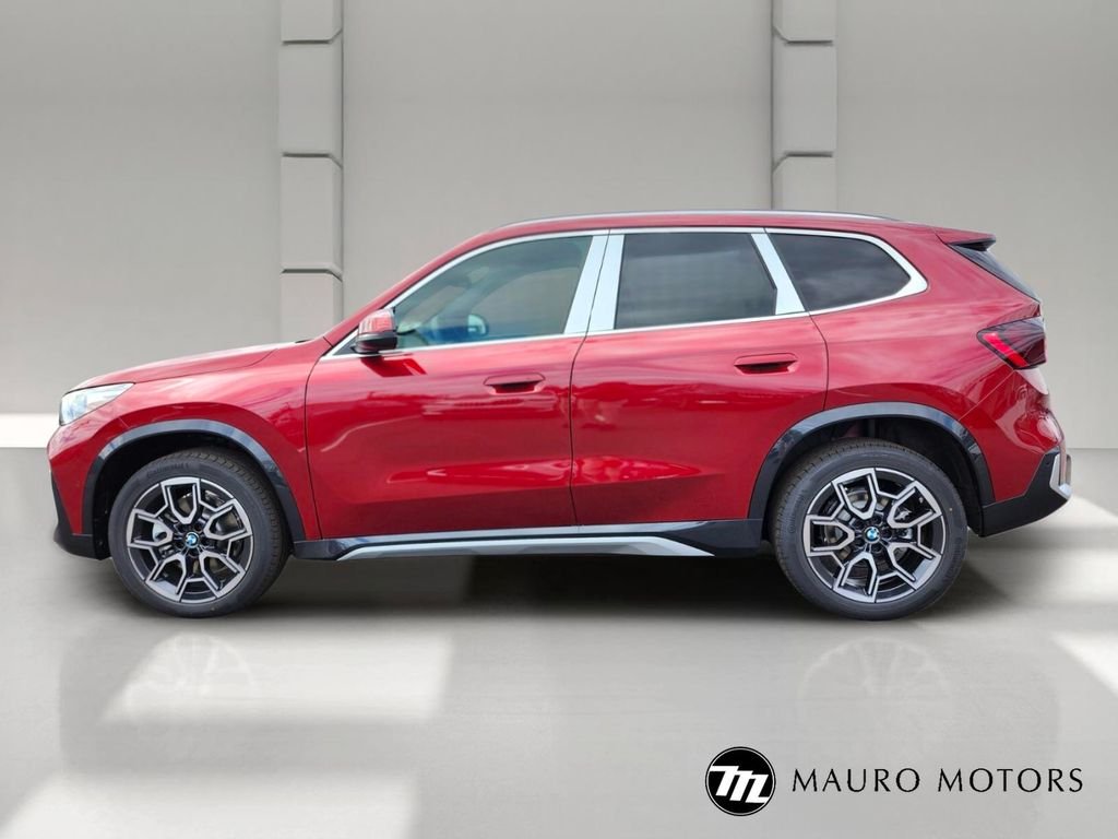 New 2026 Red BMW xDrive28i image 5