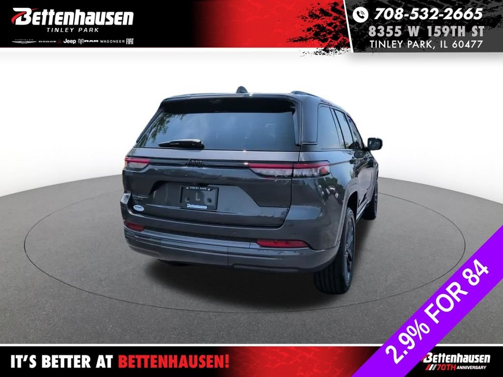 New 2026 Baltic Gray Metallic Clear-Coat Exterior Paint Jeep Limited Reserve image 6
