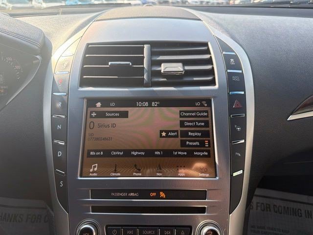 Used 2017 Ingot Silver Lincoln Reserve image 24